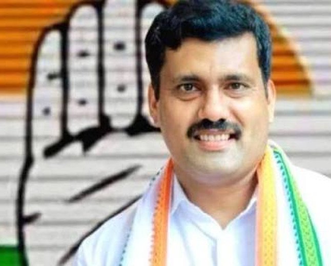 പോക്സോ കേസ്: പാലത്തായി പത്മരാജന്റെ ശിക്ഷ മരവിപ്പിച്ചത് ഞെട്ടിക്കുന്ന സംഭവം - റിജിൽ മാക്കുറ്റി
