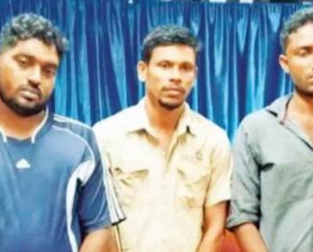 വിഷ്ണു വധക്കേസ്: 18കാരനെ വീട്ടുകാരുടെ മുന്നിലിട്ട് വെട്ടിക്കൊലപ്പെടുത്തി; പ്രതികൾക്ക് 19 വർഷം തടവ്
