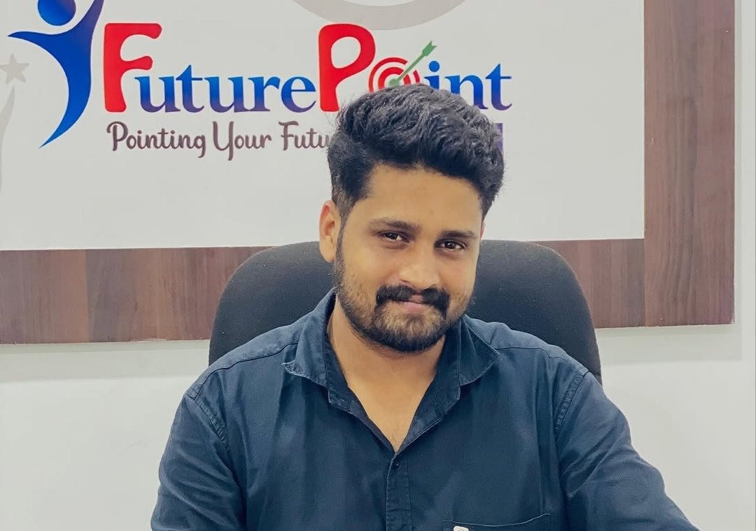 യൂത്ത് കോൺഗ്രസ് ഉദുമ സെക്രട്ടറി ഹരികൃഷ്ണൻ മരിച്ച നിലയിൽ; സ്വന്തം ഓഫീസിൽ മൃതദേഹം കണ്ടെത്തി