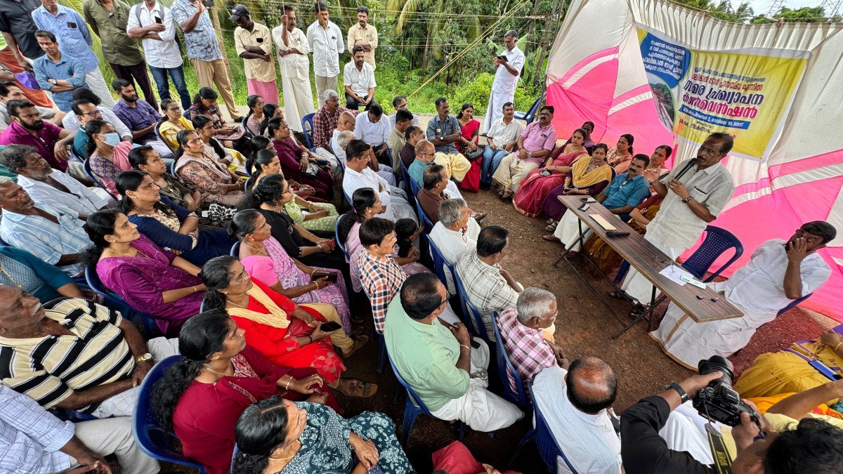 സർവീസ് റോഡും ഡ്രൈനേജും പൂർത്തിയാക്കാതെ ചാലിങ്കാൽ ടോൾ പ്ലാസ തുറക്കാൻ നീക്കം;  പ്രക്ഷോഭം ആരംഭിച്ച് സമരസമിതി 