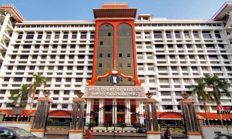 കശുവണ്ടി അഴിമതി കേസ്: പ്രതികളുടെ പ്രോസിക്യൂഷൻ അനുമതിക്ക് ഹൈക്കോടതി സ്റ്റേ
