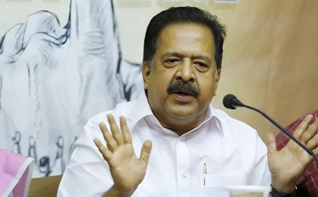 ജലപീരങ്കിയിലെ വെള്ളവും പഴയ ആരോപണങ്ങളും; ചെന്നിത്തലയുടെ മറുപടി വൈറലാകുന്നു
