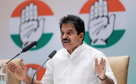 ‘ജനാധിപത്യം അട്ടിമറിക്കാനുള്ള ബിജെപി നീക്കം; കോൺഗ്രസ് ചെറുക്കും’ — കെ.സി. വേണുഗോപാൽ