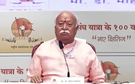 വിദേശത്ത് ഐക്യപ്രസംഗം, നാട്ടിൽ വർഗീയ വിലക്ക്; സംഘപരിവാറിന്റെ ഇരട്ടമുഖം വീണ്ടും