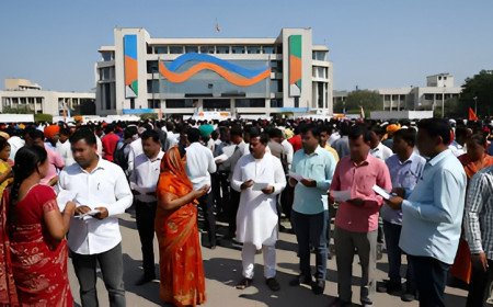 അമിത് ഷായുടെ മണ്ഡലത്തിൽ നിർണായക പോരാട്ടം; ബിജെപിക്കെതിരെ കോൺഗ്രസിന്റെ പുതിയ തന്ത്രം