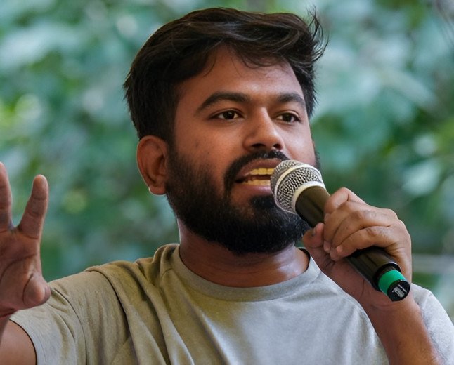 ‘ട്രോൾ’ പോലും മനസ്സിലാകുന്നില്ലേ? അഭിജിത് ദീപകെയുടെ പോസ്റ്റിൽ ബിജെപിയുടെ പരിഭ്രമമെന്ന് വിമർശനം