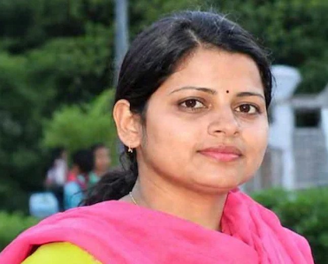 യുവതിയെ കൊലപ്പെടുത്തി ശരീരഭാഗങ്ങൾ വെട്ടിമുറിച്ച് കനാലിൽ തള്ളി; ഇറച്ചിക്കട ഉടമ അറസ്റ്റിൽ