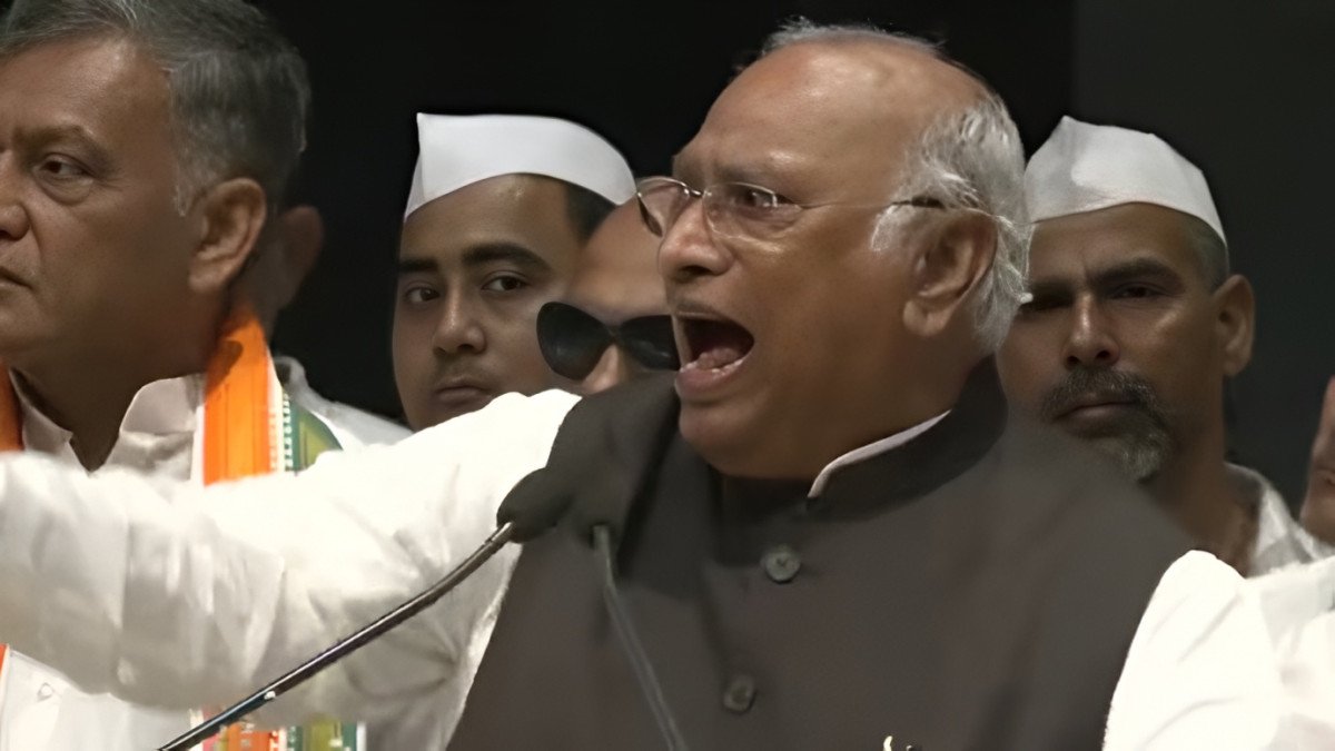 മോദിയല്ല, അച്ഛനും ഇറങ്ങിപ്പോകേണ്ടി വരും; ഖാർഗെയുടെ മറുപടിയിൽ രാഷ്ട്രീയ വിവാദം