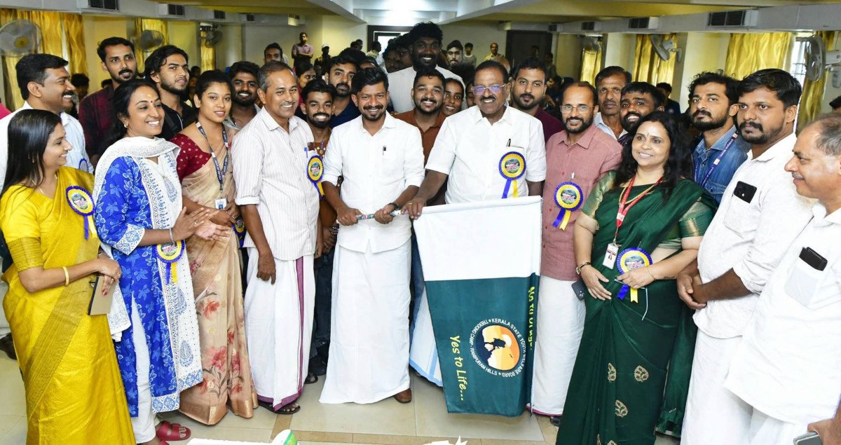 സ്ക്രീനുകളിൽ നിന്ന് കളിക്കളങ്ങളിലേക്കും പ്രകൃതിയിലേക്കും Gen Z മടങ്ങണം: മന്ത്രി ഒ.ജെ. ജനീഷ്