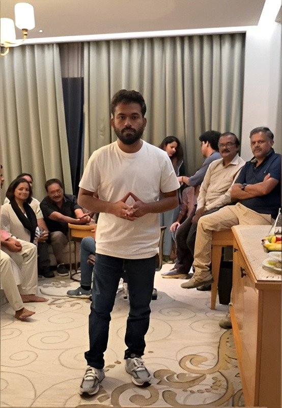 ബിജെപിയുടെ കണ്ണിലെ കരടുകൾ ഒരുമിക്കുന്നു; ഗ്യാനേഷ് കുമാറിന്റെ രാജിക്കായി വൻ പ്രതിഷേധം