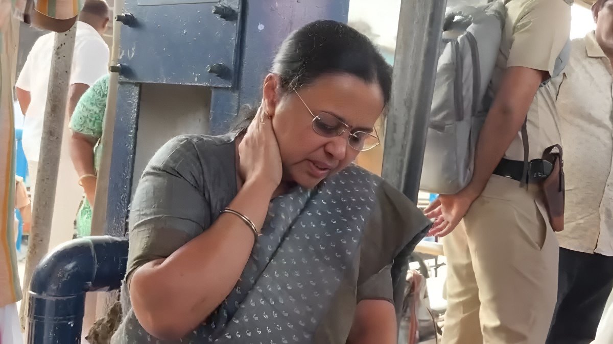 വീണാ ജോർജിന്റെ കണ്ണൂർ റെയിൽവേ സ്റ്റേഷൻ നാടകത്തിൽ കുരുക്ക് മുറുകുന്നു; മൊഴിയെടുക്കാൻ എസ്.ഐ.ടി.!