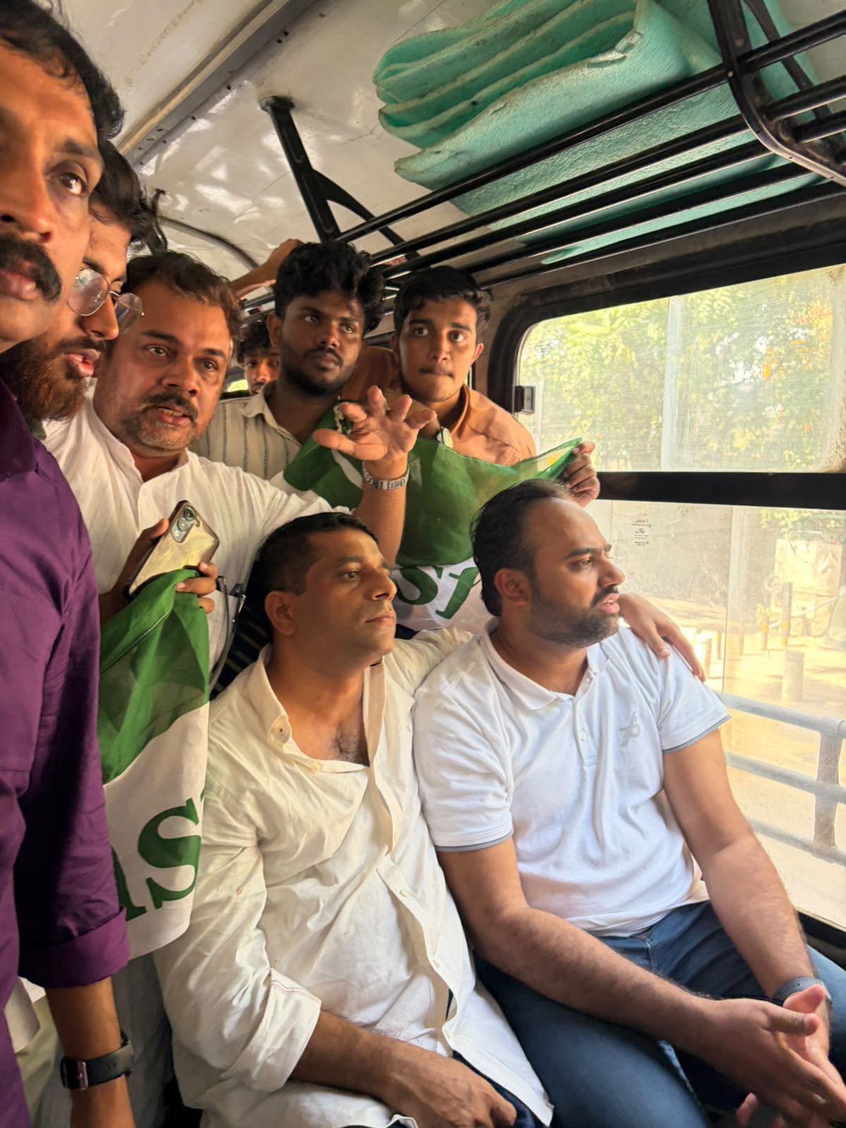 ഗ്യാനേഷ് കുമാറിന്റെ രാജിയാവശ്യപ്പെട്ട് ഡൽഹിയിൽ പ്രതിഷേധം; യൂത്ത് ലീഗ്–എംഎസ്എഫ് നേതാക്കളും അറസ്റ്റിൽ