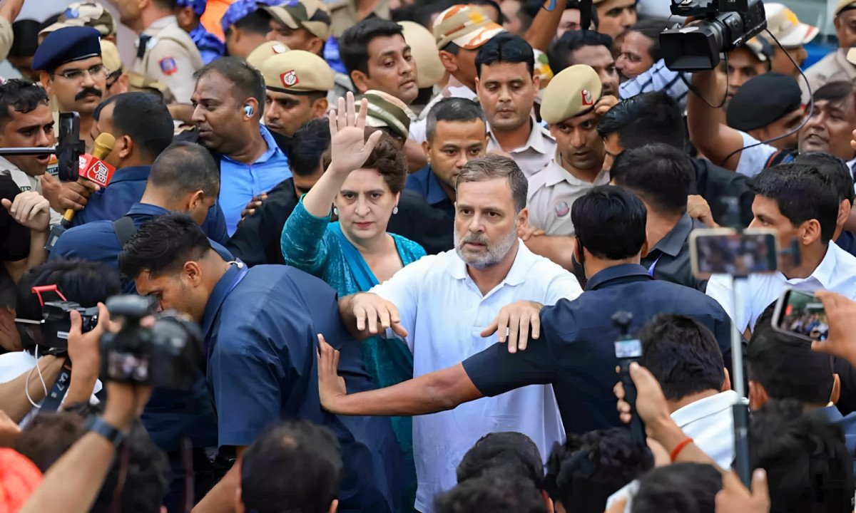തെരുവിൽ നിന്ന് രാഷ്ട്രപതി ഭവനിലേക്ക്; ഗ്യാനേഷ് കുമാറിനെതിരെ പ്രതിപക്ഷത്തിന്റെ വമ്പൻ നീക്കം