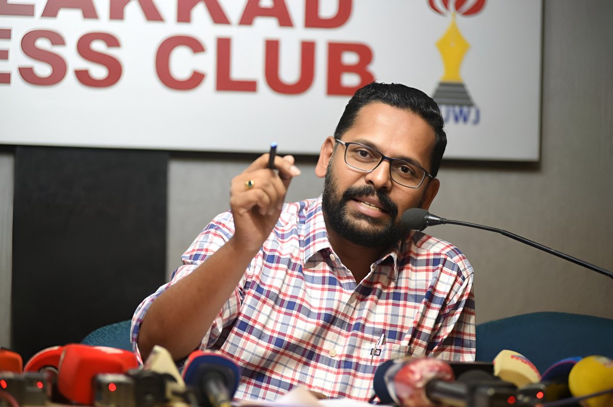 സരിൻ വീണ്ടും സി.പി.എമ്മിന് തലവേദന; ഡൽഹിയിലെ പ്രസ്താവനയിൽ പാർട്ടിക്കുള്ളിൽ അതൃപ്തി
