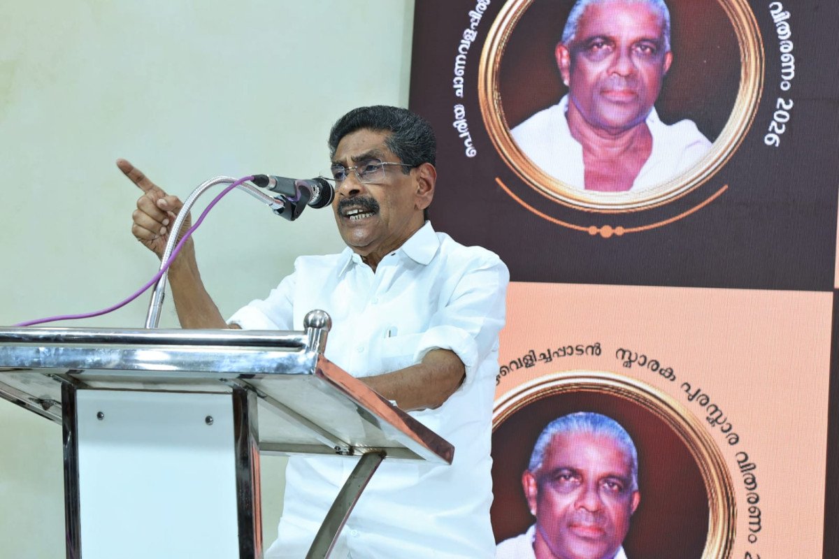 മലബാറിലെ ക്ഷേത്രങ്ങളിലെ ആചാര്യ സ്ഥാനികരുടെ പെൻഷൻ വർധിപ്പിക്കണം: മുല്ലപ്പള്ളി രാമചന്ദ്രൻ