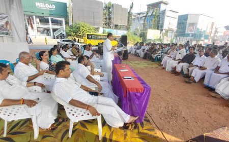 ജനാധിപത്യത്തെ തകർക്കാൻ കോൺഗ്രസ് അനുവദിക്കില്ല; ഗ്യാനേഷ് കുമാറിനെതിരെ രൂക്ഷവിമർശനവുമായി പി കെ ഫൈസൽ.