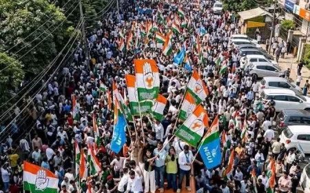 വോട്ട് ചോരിക്കെതിരെ രാഹുൽ ഗാന്ധിയുടെ നേതൃത്വത്തിൽ ദില്ലി ചലോ; ഗ്യാനേഷ് കുമാറിന്റെ രാജി ആവശ്യപ്പെട്ട് വൻ പ്രതിഷേധം