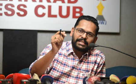 സരിൻ വീണ്ടും സി.പി.എമ്മിന് തലവേദന; ഡൽഹിയിലെ പ്രസ്താവനയിൽ പാർട്ടിക്കുള്ളിൽ അതൃപ്തി