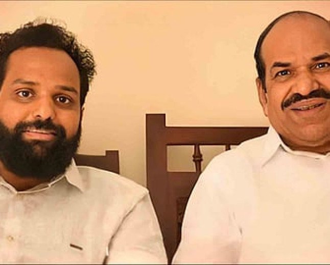 ‘കേസുകൾ വന്നപ്പോൾ ഒരിക്കലും അച്ഛൻ പാർട്ടിയെ കവചമാക്കിയില്ല’; കോടിയേരി ഓർമദിനത്തിൽ ബിനീഷിന്റെ ഒളിയമ്പ് 