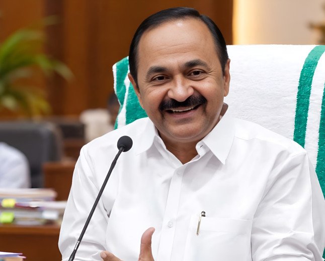 588 പദ്ധതികൾ പ്രഖ്യാപിച്ചു, 568 പൂർത്തിയായി; ഭരണനേട്ടങ്ങൾ ഉയർത്തിക്കാട്ടി സർക്കാർ