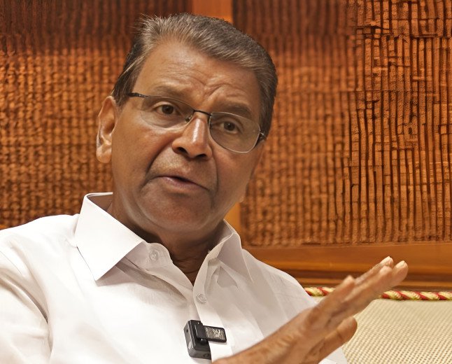 മാണി സി കാപ്പൻ അയോഗ്യനാകുമോ? സ്പീക്കർ തിരുവഞ്ചൂർ രാധാകൃഷ്ണന് മുന്നിൽ നിർണായക തീരുമാനം
