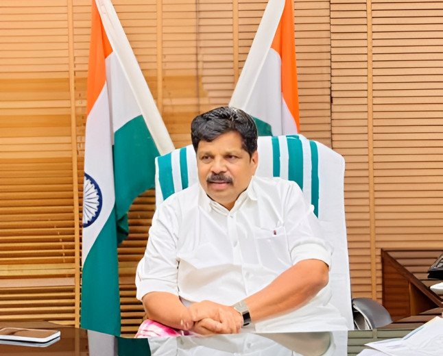 കെപിസിസി അധ്യക്ഷനാകാൻ എ.പി. അനിൽകുമാർ? മന്ത്രിസഭയിൽ അഴിച്ചുപണിക്ക് നീക്കം